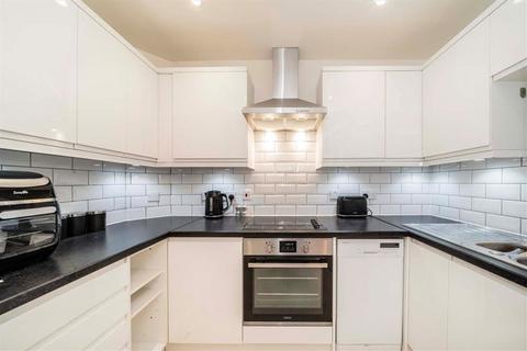 2 bedroom flat for sale, Westminster Bridge Road, London SE1