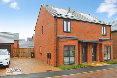 2 bedroom semi-detached house to rent, Siskin Road, Glebelands, Leicester LE4