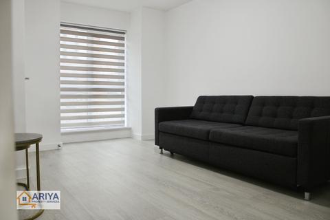 2 bedroom semi-detached house to rent, Siskin Road, Glebelands, Leicester LE4
