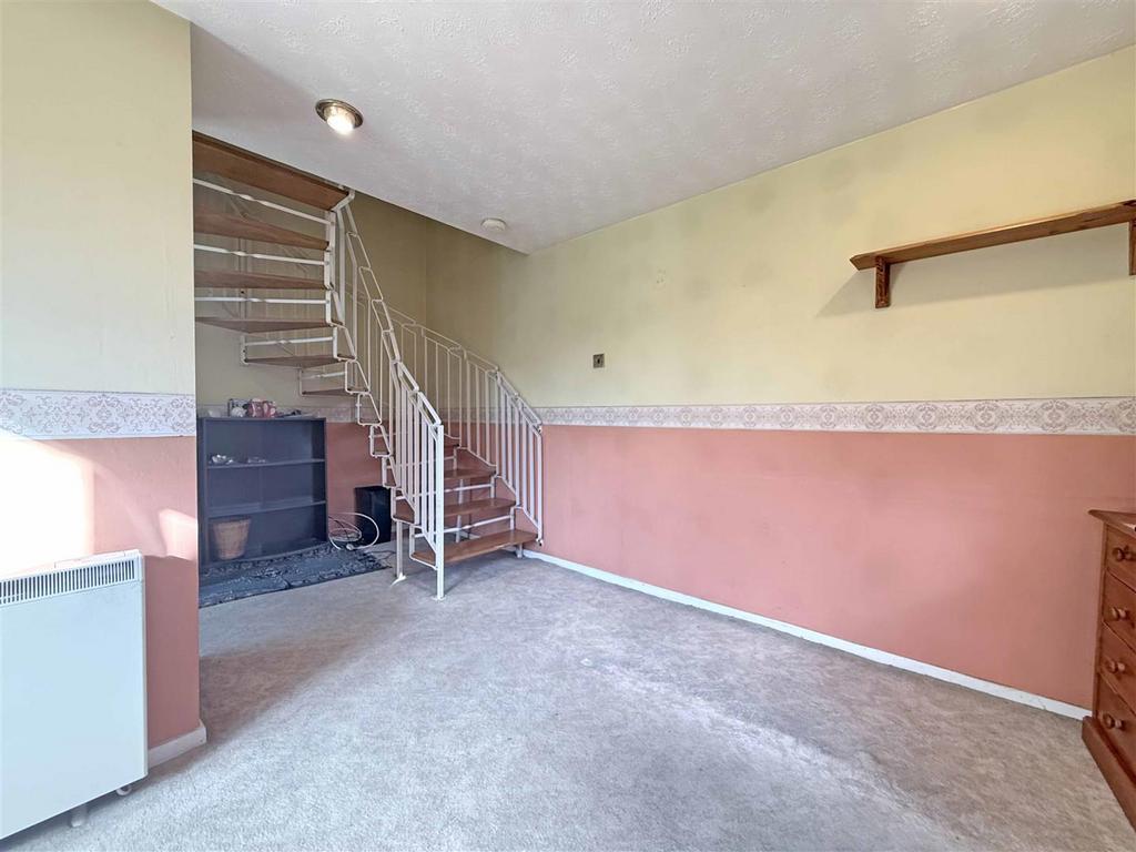 57 William Tarver lounge.jpg