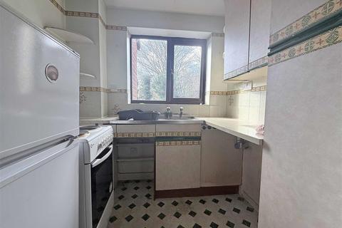 undefined, William Tarver Close, Warwick