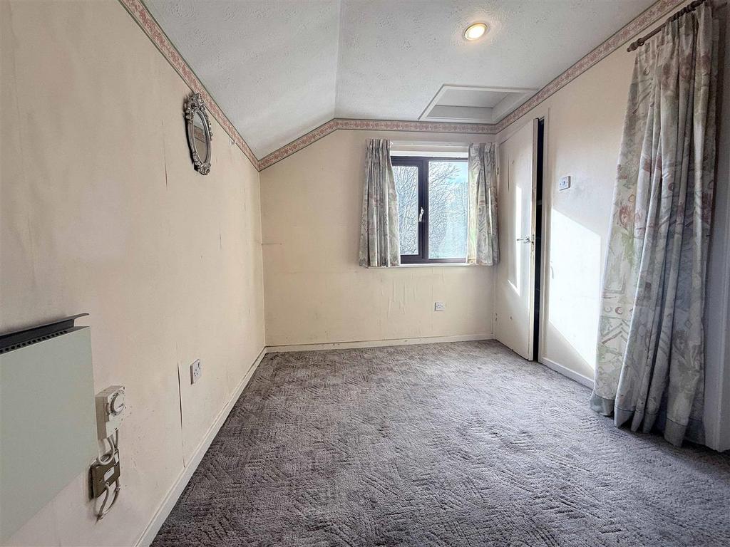 57 William Tarver bedroom.jpg