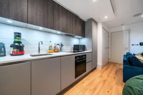 undefined, Athenaeum Road London N20