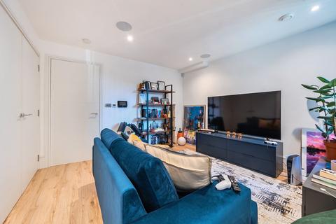 undefined, Athenaeum Road London N20