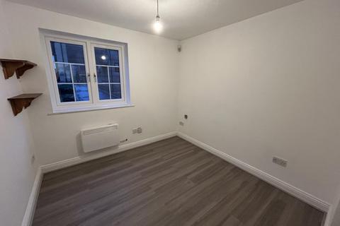 1 bedroom apartment to rent, Waterside Gardens,  Reading,  RG1