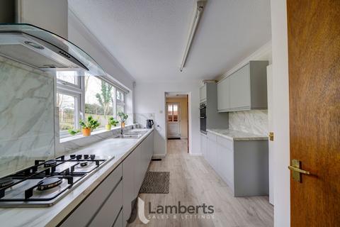 undefined, Foredrift Close, Southcrest, B98