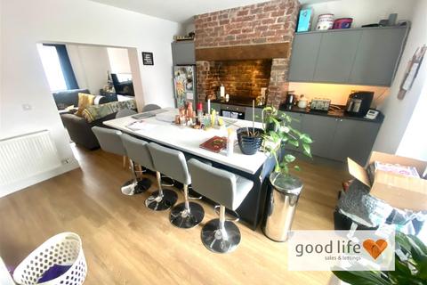 3 bedroom end of terrace house for sale, Henry Street South, Seaham SR7