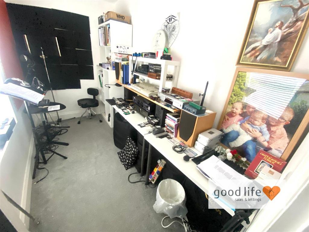 20260215 111850896 i OS9henrystreetsouth.jpg