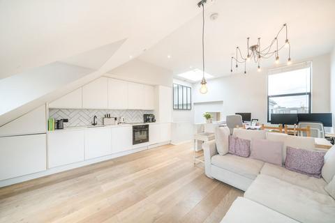 1 bedroom flat for sale, Kingston Road, London SW19