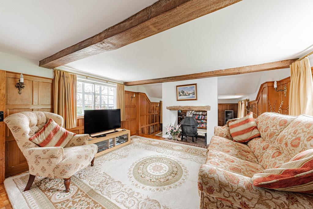 Living Room (4)