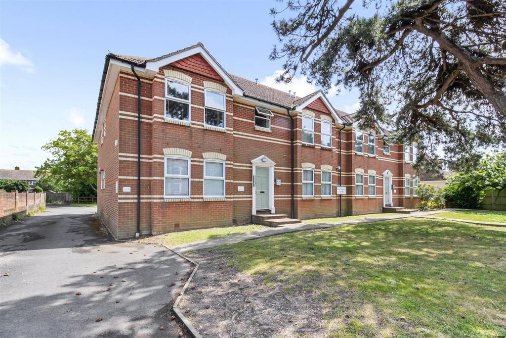 Woodsdale Court, 6 13.JPG