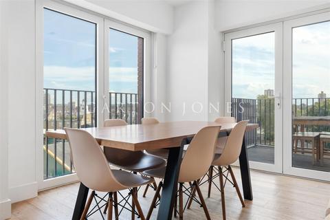 1 bedroom apartment to rent, Keybridge House, 2 Exchange Gardens, Vauxhall, London, SW8