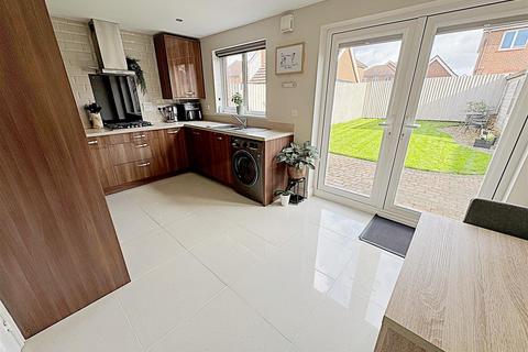 undefined, Sheldon Road, Scartho Top, Grimsby, M.E. Lincs, DN33 3GA