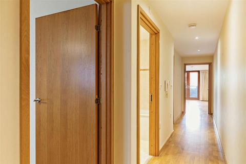 undefined, Maenporth, Falmouth TR11