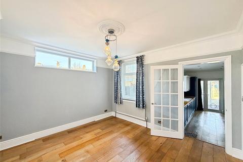 3 bedroom semi-detached house to rent, Herschell Road West, Deal CT14