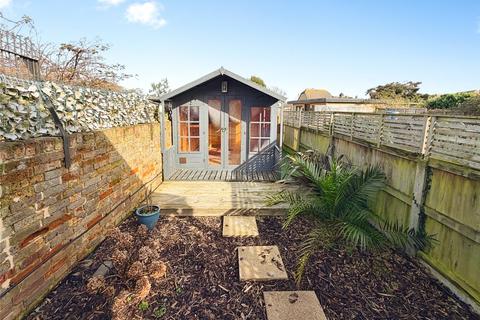 3 bedroom semi-detached house to rent, Herschell Road West, Deal CT14