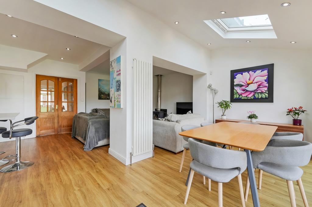 Kitchen - Family Room
