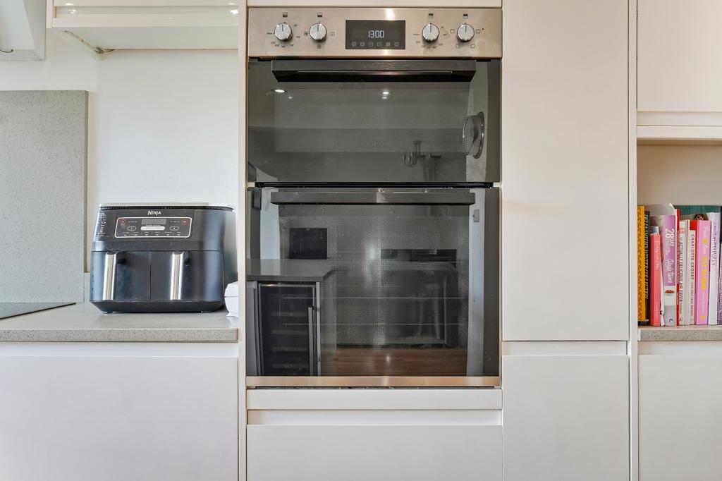 Kitchen - Family Room