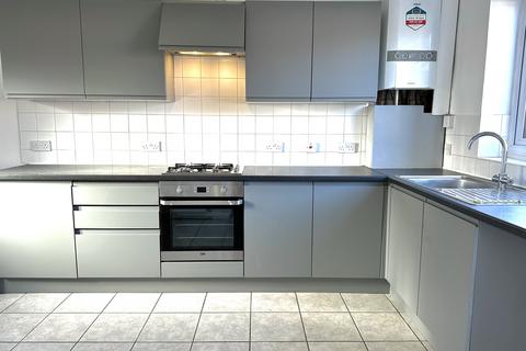 2 bedroom semi-detached house to rent - Broadlea Terrace, Leeds, LS13 2SJ