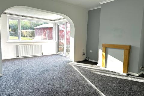 2 bedroom semi-detached house to rent, Broadlea Terrace, Leeds, LS13 2SJ
