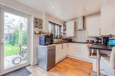 4 bedroom terraced house for sale, Berwick Crescent, Sidcup, DA15