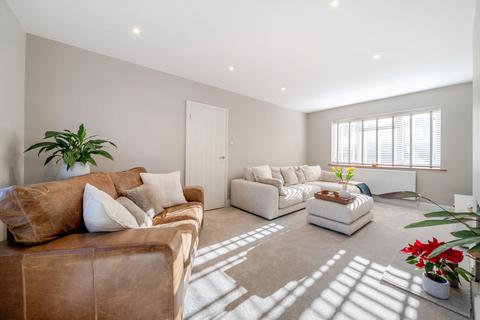4 bedroom detached house for sale, Old Woking Road, West Byfleet, KT14