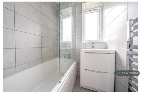 undefined, Lingfield View, Leeds, LS17