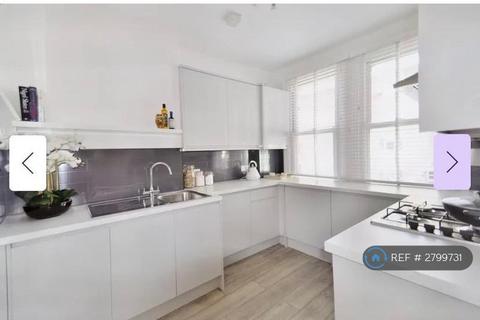 2 bedroom flat to rent, Reynolds Road, London, W4