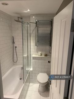2 bedroom flat to rent, Garratt Terrace, London, SW17