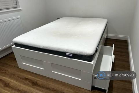 undefined, High St, Brentwood, CM14