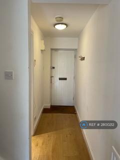 undefined, Woodside Green, London, SE25