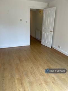 undefined, Woodside Green, London, SE25