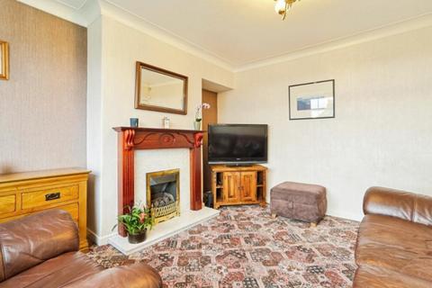 3 bedroom terraced house to rent, Elm Walk, London, SW20