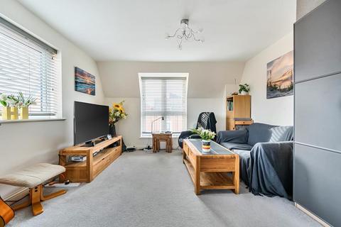2 bedroom flat for sale, Wilson Path,  Aylesbury,  HP19