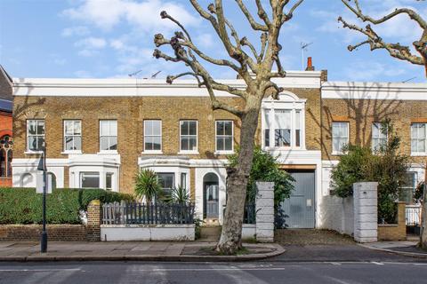 2 bedroom flat to rent, Stamford Brook Road - First Floor Flat, London