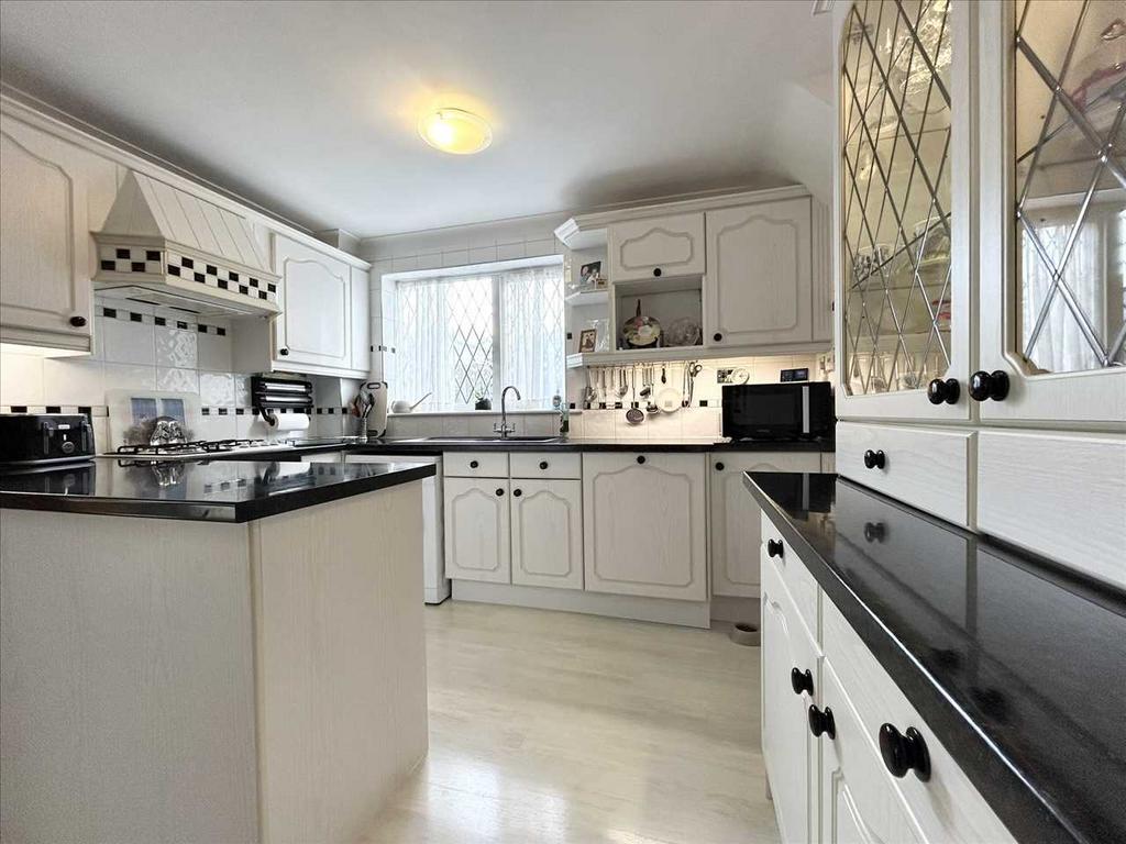 Dining kitchen
