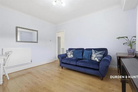 1 bedroom maisonette for sale, Langham Crescent, Billericay, CM12