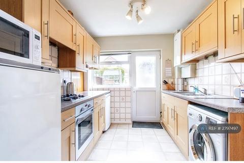 1 bedroom in a house share to rent, Leeds, Leeds, LS27