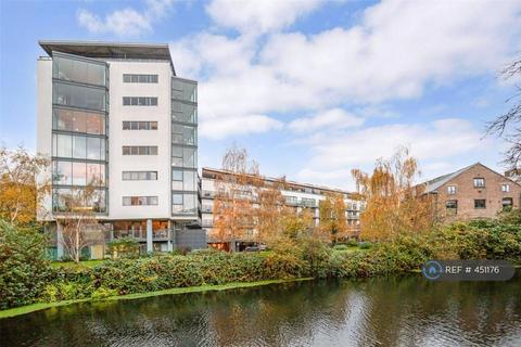 2 bedroom flat to rent, Iron Works, London, E3
