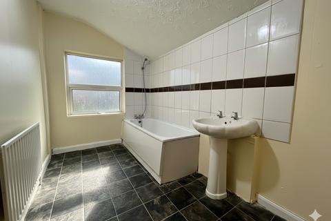 5 bedroom terraced house for sale, Cowper Street, Luton, Bedfordshire, LU1 3RZ
