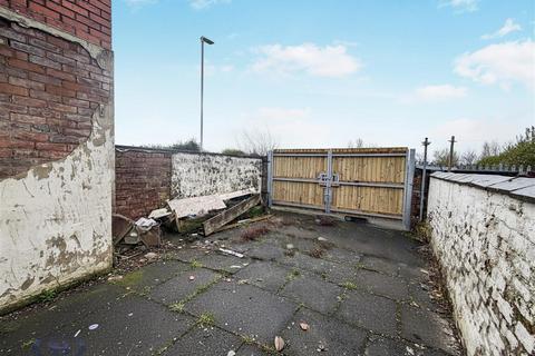 2 bedroom terraced house for sale, Buxton Street, Stoke-On-Trent