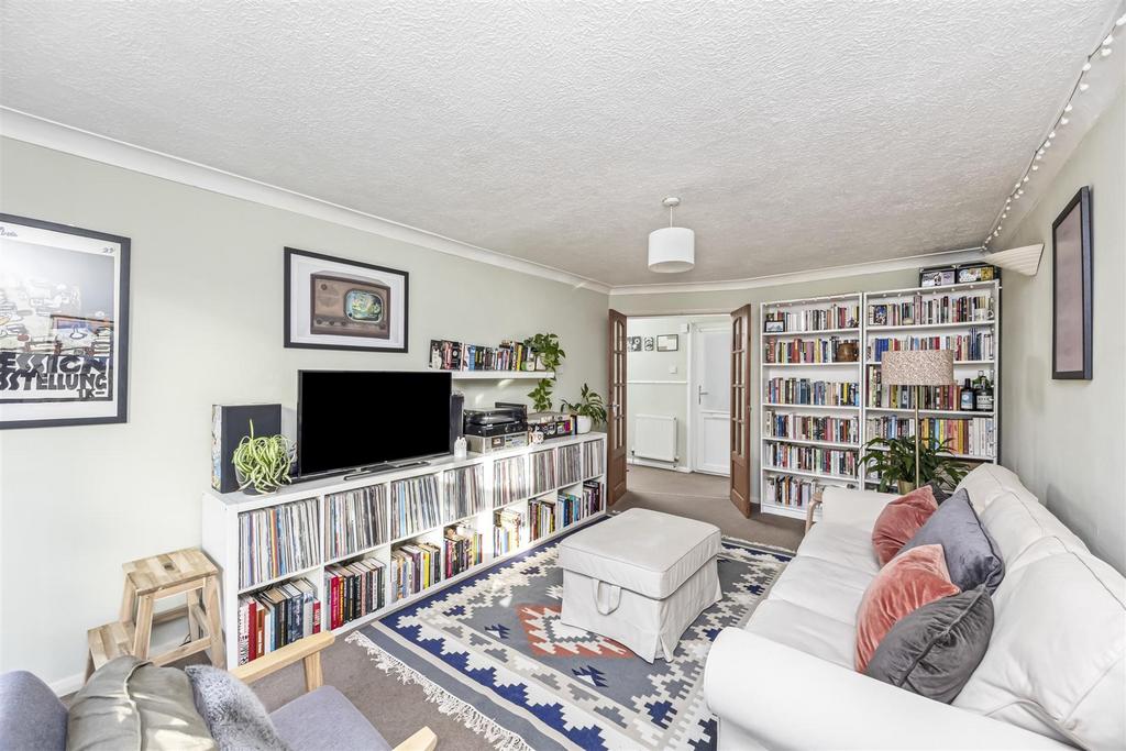 Apartment in Brighton - View 5