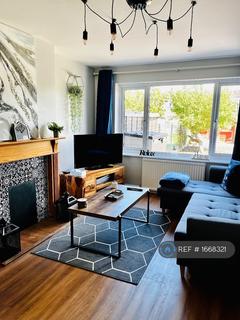 3 bedroom end of terrace house to rent, Fulmead Road, Reading, RG30