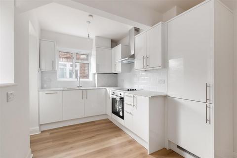 2 bedroom maisonette for sale, Braeside Avenue, Wimbledon SW19