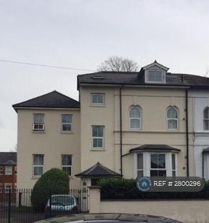 1 bedroom flat to rent, Chestnut View, Farnborough, GU14
