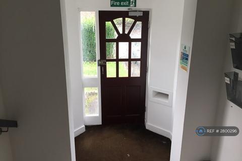 1 bedroom flat to rent, Chestnut View, Farnborough, GU14