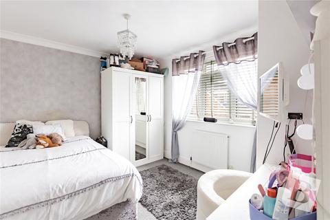 3 bedroom semi-detached house for sale, Longfield Road, Wickford, Essex, SS11