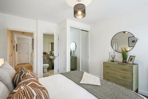 2 bedroom apartment to rent, Parkview East, Ashford, Kent, TN23
