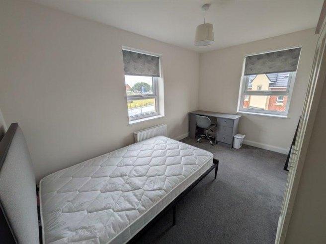 Islington-drive-dh1-2fe-1045502
