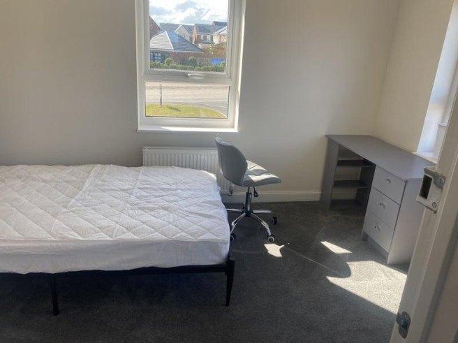 Islington-drive-dh1-2fe-1045503